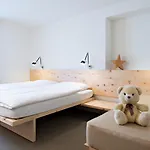Hauser 3* Санкт-Мориц