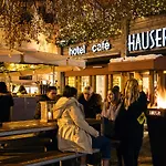 Hauser Отель 3*