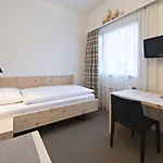 Hauser 3* Санкт-Мориц