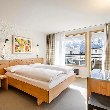 Hauser Hotel