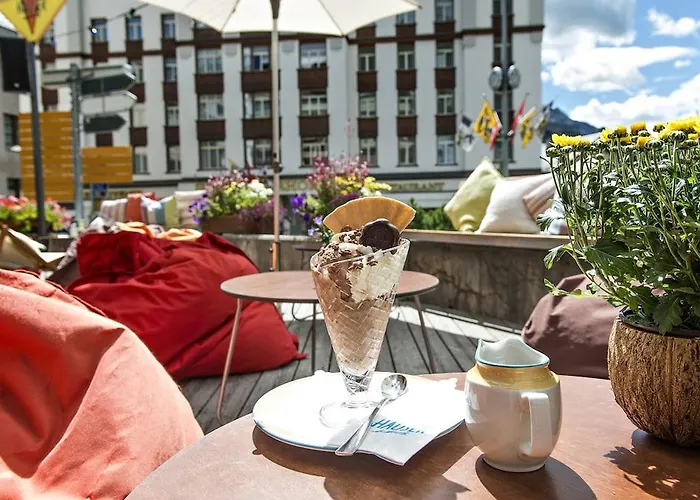 Hauser Hotel 3*