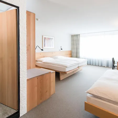 Hauser Hotell