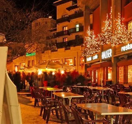 Hauser Hotell